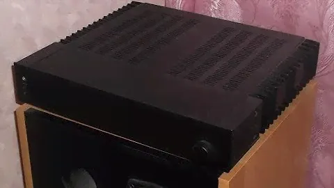 Высококачественный усилитель Lanzar.