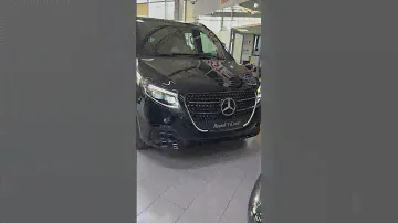 Новый рестайлинговый V-class W447 получил доп навигационно-мультимедийную систему на штатный монитор